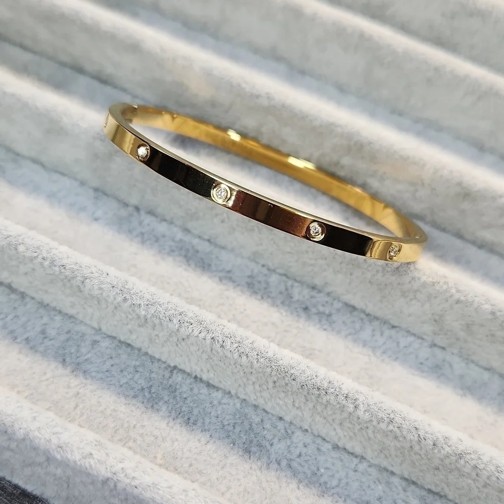 18k Gold Plated Stainless Steel , Simulated Diamond Inlay Luxury Bangle